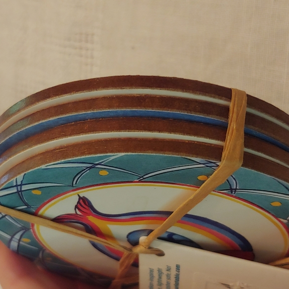 Sur la table Fish Outdoor Appetizer Plates/Coasters - Picture 6 of 9